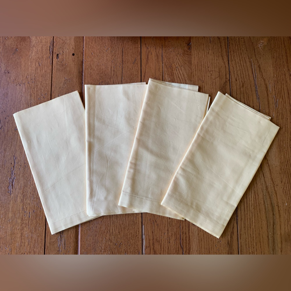 Pottery Barn Set of 4 Cloth Napkins NWT